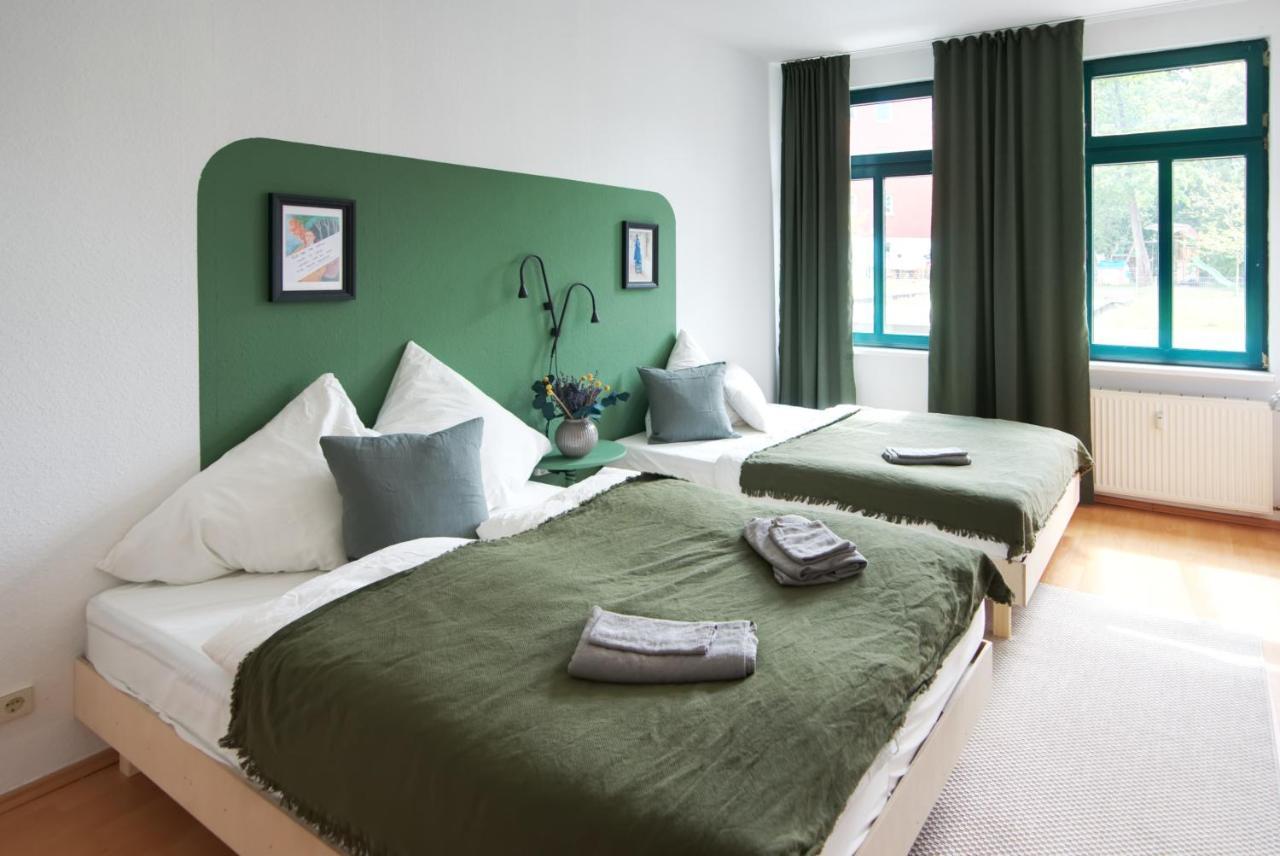 Vonbehling Boutique Apartment Mit 65Zoll Tv Und Designerstuecken Halle  ภายนอก รูปภาพ